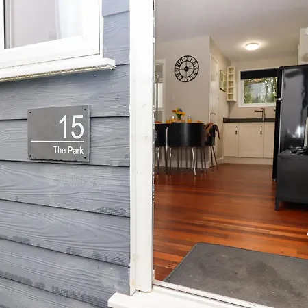 15 The Park Holiday home
